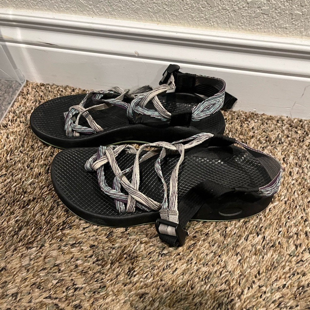 Chaco Strappy Sandals black, blue, purple - Picture 3 of 7